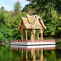 Japanische Pagode im Westpark im Münchener Stadtteil Sendling-Westpark